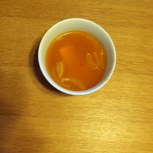 玉ねぎと人参のキムチスープ